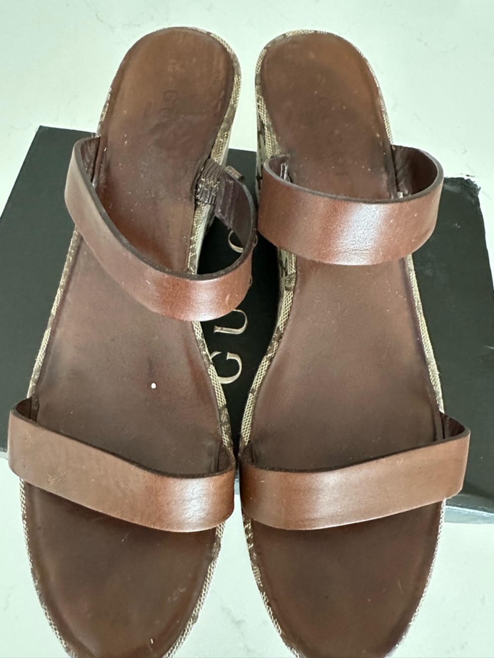 Gucci Brown GG Canvas Low Block Heel Sandals - Picture 4 of 9